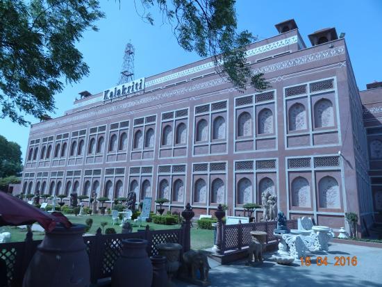 kalakriti culture and convention center